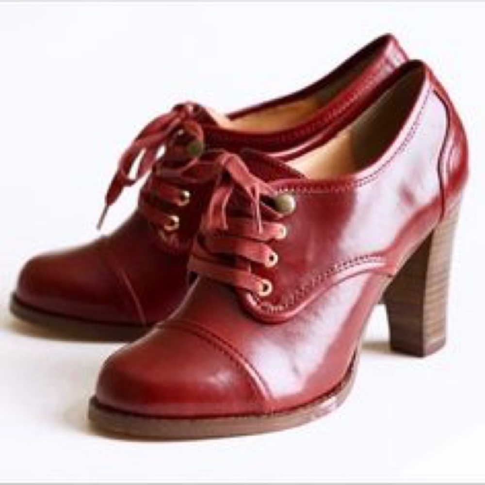 Marais USA Oxford shoes. Sz 7.